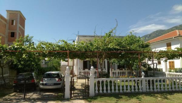 Apartmán Apartman Djordje 1 Budva Exteriér fotografie