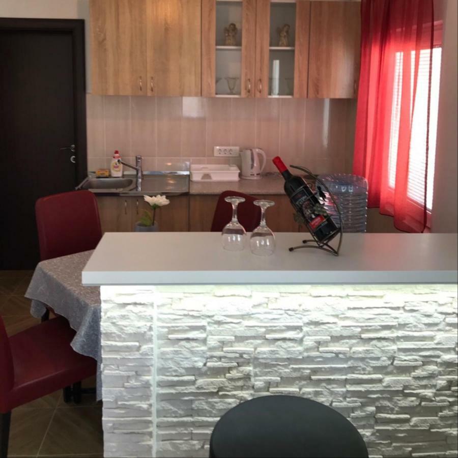 Apartmán Apartman Djordje 1 Budva Exteriér fotografie